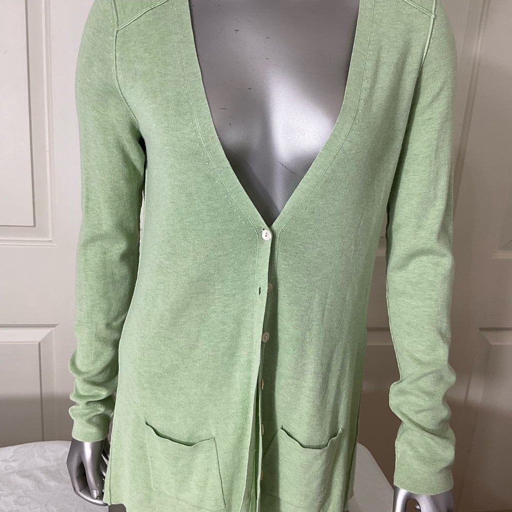 Banana Republic Womens Fall Casual Silk Blend Green Cardigan Sweater Size Medium - Picture 2 of 10